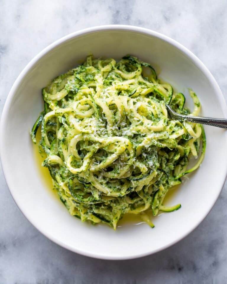 Zucchini Pasta (Zoodles) with Avocado Sauce Recipe
