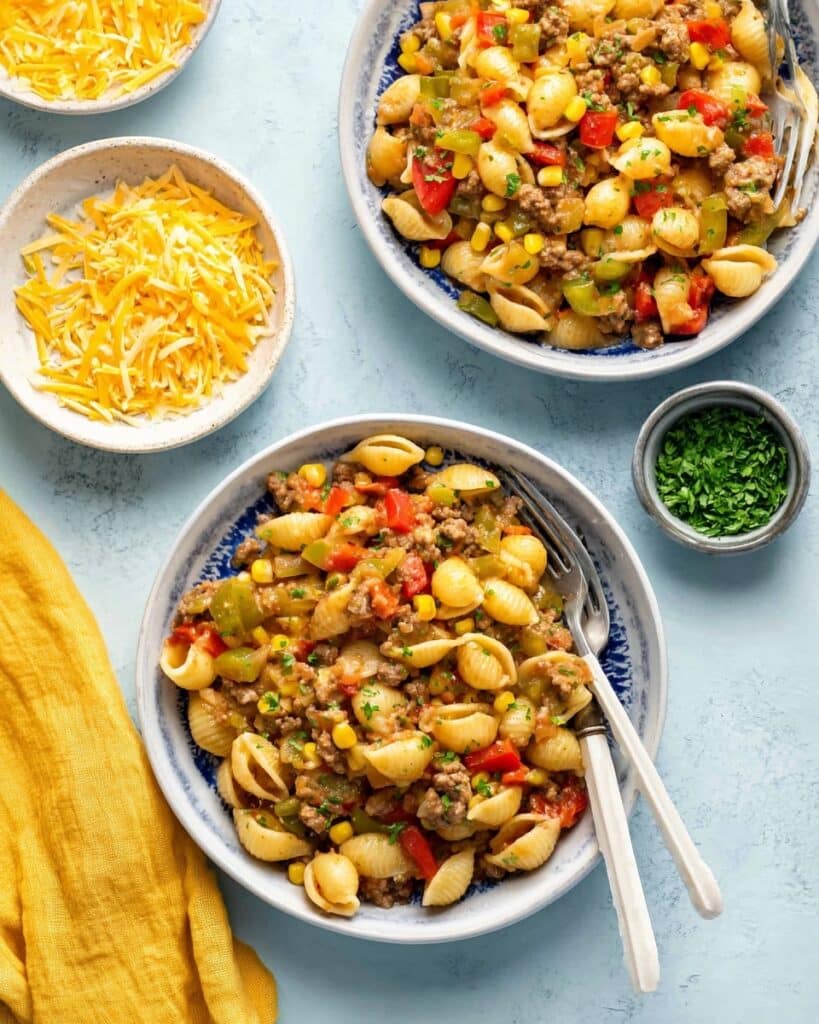 Super Easy Crockpot Taco Pasta (10-Minute Prep!) Recipe