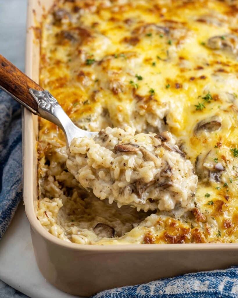 Cheesy Ground Beef and Rice Casserole Recipe