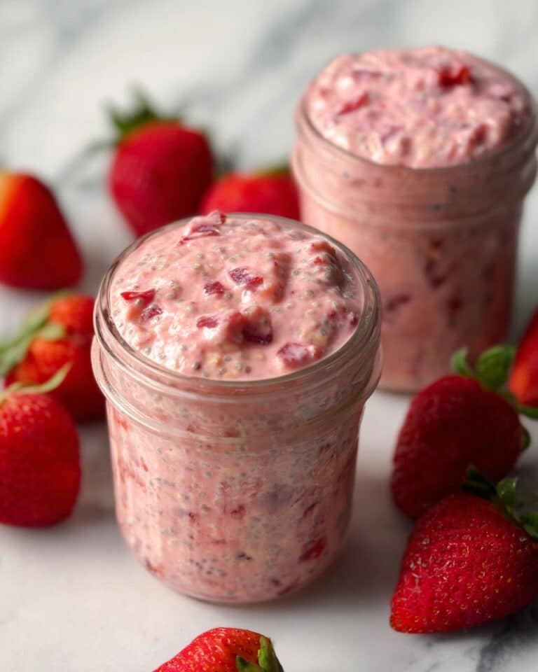 Strawberries and Cream Overnight Oats Recipe