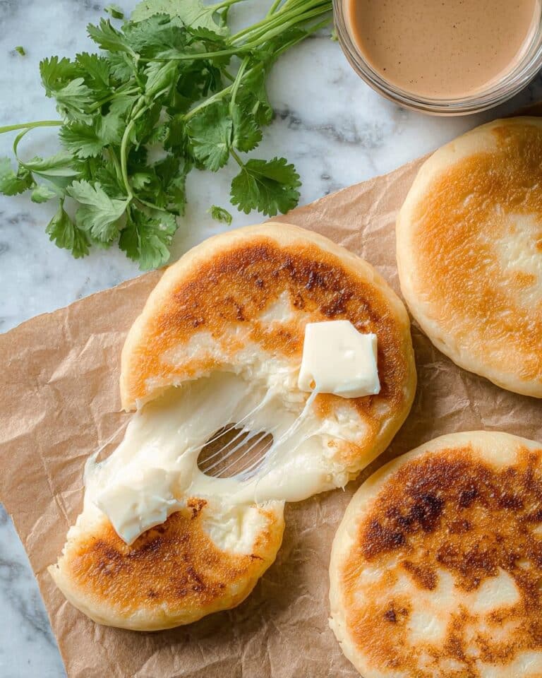 Arepas con Queso Recipe