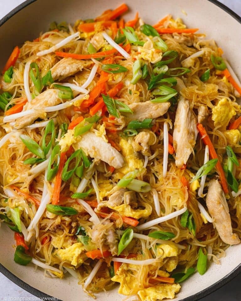 Chicken Pad Thai with Cashew Butter and Spaghetti Squash Noodles Recipe