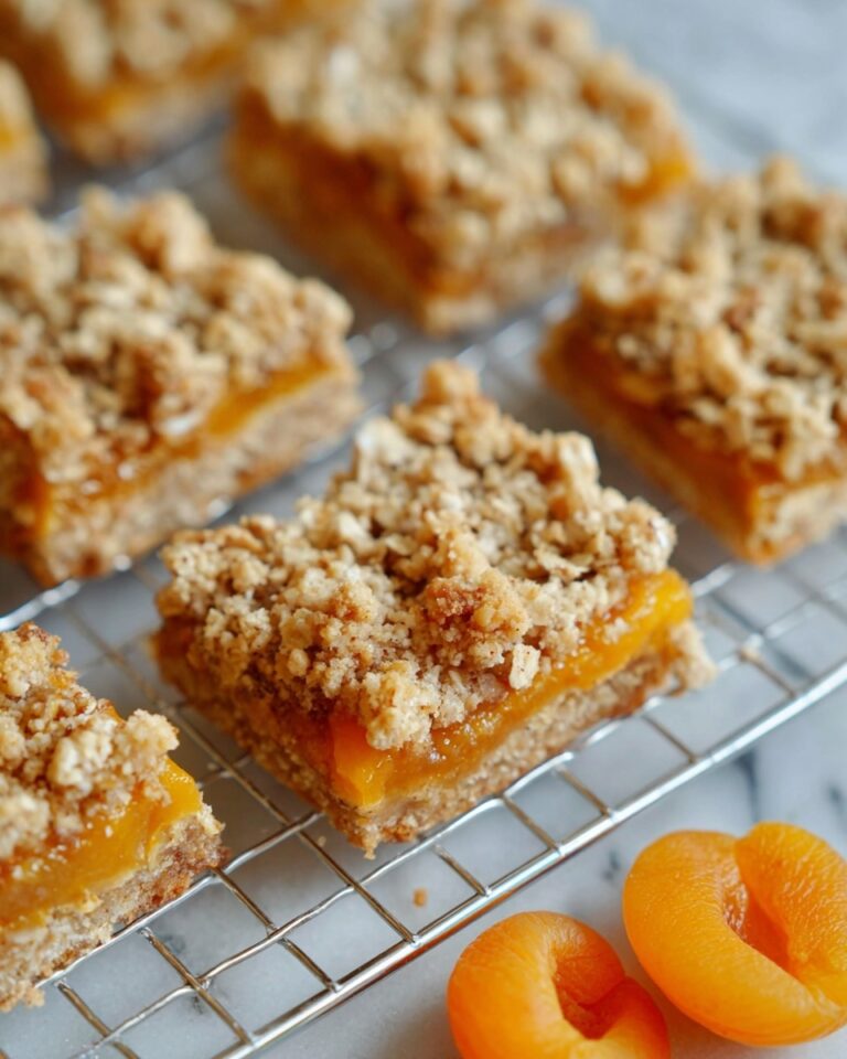 Apricot Oatmeal Crumble Bars Recipe