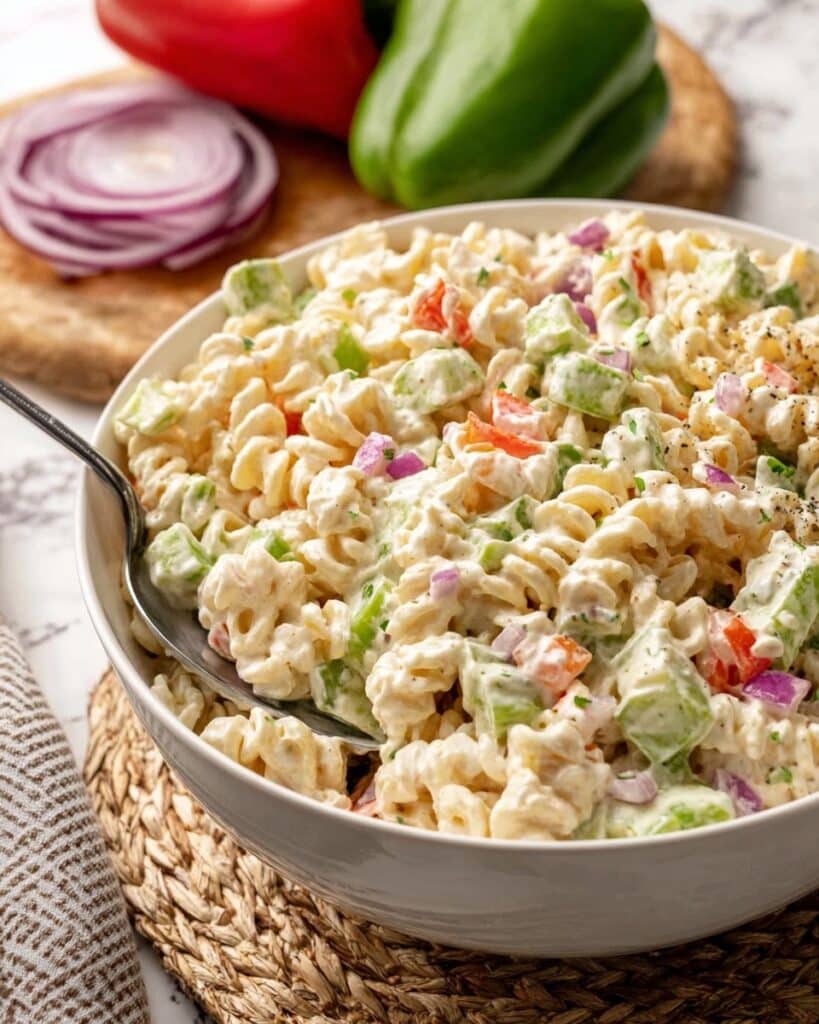 Creamy Macaroni Salad with Bell Peppers and Celery Recipe